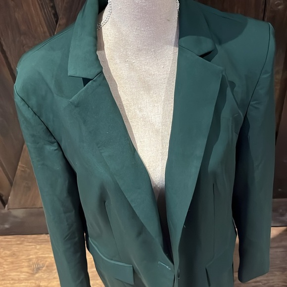 Dark Green single button blazer new with tags - Picture 2 of 10